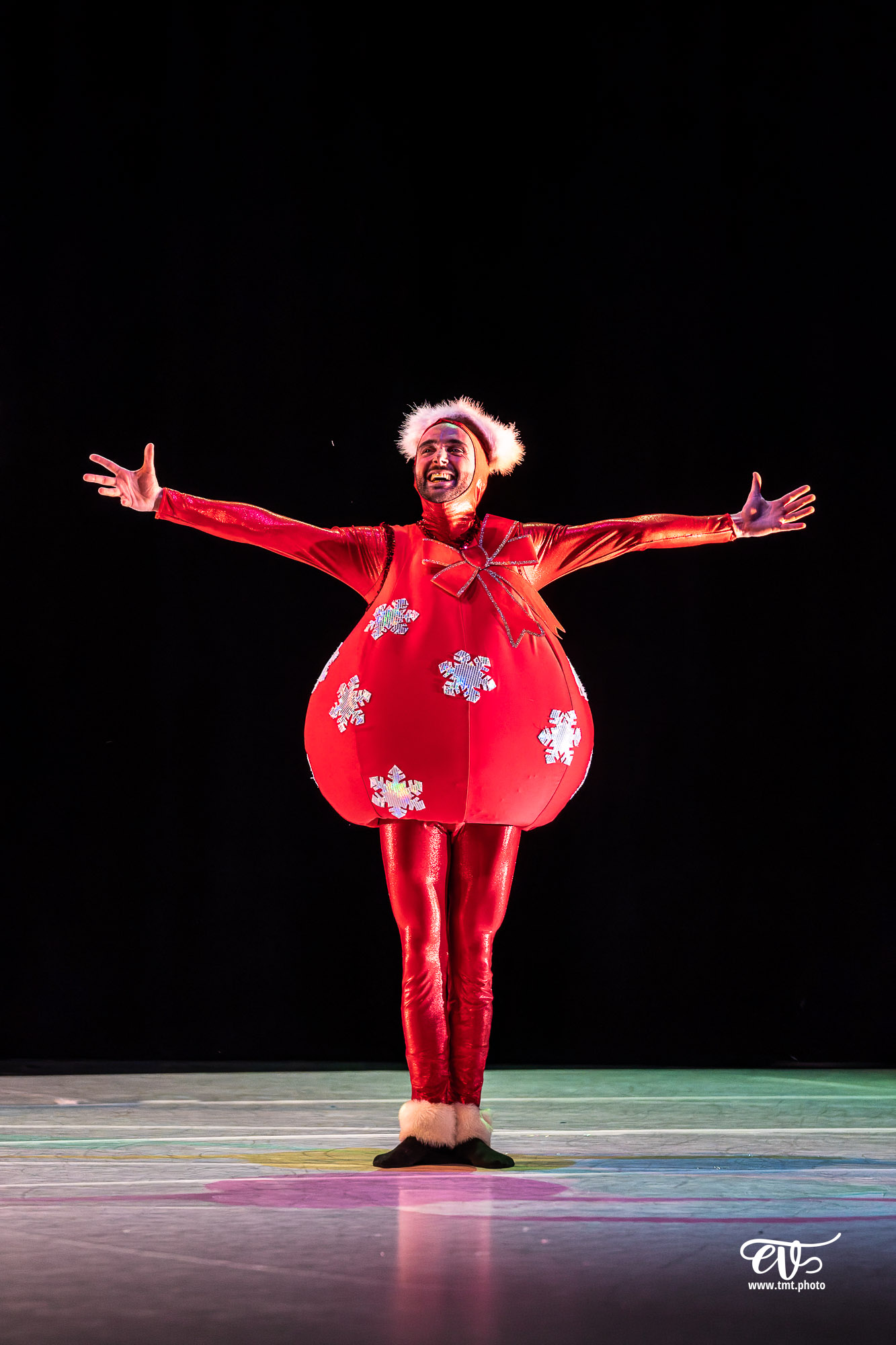 A4 (COMME LA FEUILLE) CIE CHICOS MAMBO